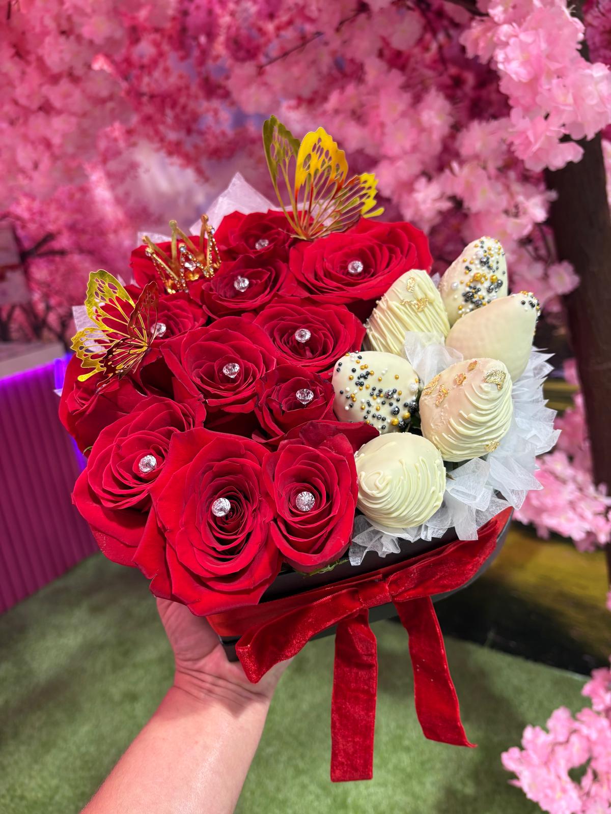 Luxury heart box with roses and strawberries